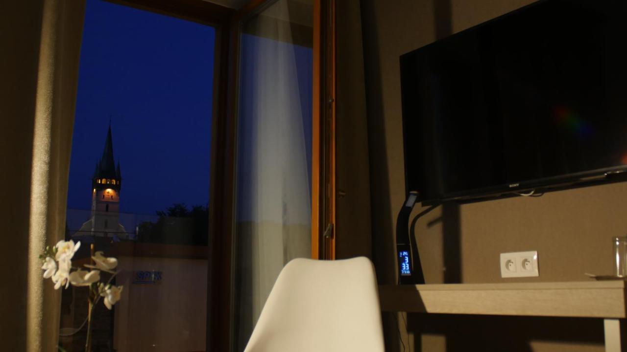 Penzion Zenit Prešov Buitenkant foto